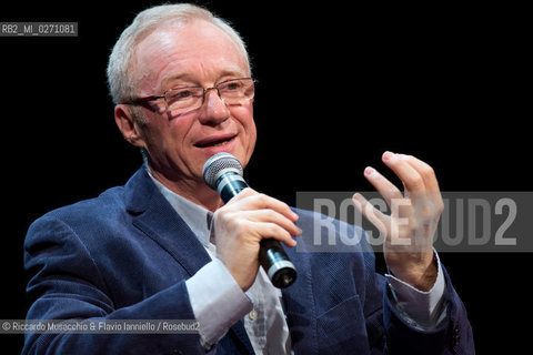 Rome, Auditorium Music Park Mar 10 2013.Libri come. Festa del Libro e della Lettura, anteprima.Israeli author David Grossman Caduto fuori dal tempo .conversation with Marino Sinibaldi..reading of Alvia Reale and Graziano Piazza. ©Riccardo Musacchio & Flavio Ianniello/Rosebud2