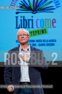 Rome, Auditorium Music Park Mar 10 2013.Libri come. Festa del Libro e della Lettura, anteprima.Israeli author David Grossman Caduto fuori dal tempo .conversation with Marino Sinibaldi..reading of Alvia Reale and Graziano Piazza. ©Riccardo Musacchio & Flavio Ianniello/Rosebud2