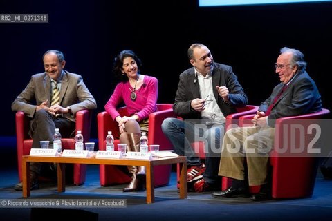 Roma, Auditorium Parco della Musica 14 03 2013.Libri Come. Festa del Libro e della lettura, giornata inaugurale..Nella foto: A caccia del borsone di Higgs.con Marco Cattaneo, Fabiola Gianotti, Luciano Maiani e Guido Tonelli.. ©Riccardo Musacchio & Flavio Ianniello/Rosebud2