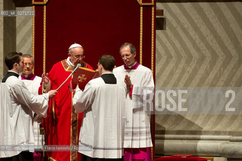 Città del vaticano, Basilica di San Pietro 29 03 2013.Messa del Venerdi Santo, Celebrazione della passione del Signore presieduta dal Sua Santità Papa Francesco. ©Riccardo Musacchio & Flavio Ianniello/Rosebud2