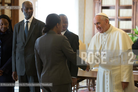 Città del Vaticano 11 04 2013.Sua Santità Papa Francesco riceve il primo ministro della Repubblica del Mozambico, Alberto Clementino Vaquina. ©Riccardo Musacchio & Flavio Ianniello/Rosebud2