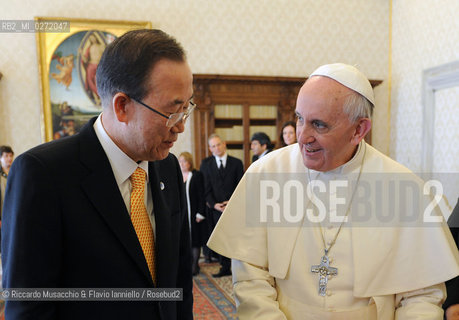 Città del Vaticano, palazzo Apostolico 09 04 2013.Sua Santità Papa Francesco riceve in udienza il Segretario Generale dell’Organizzazione delle Nazioni Unite, S.E. il Signor Ban Ki-Moon.. ©Riccardo Musacchio & Flavio Ianniello/Rosebud2