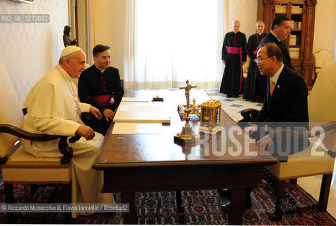 Città del Vaticano, palazzo Apostolico 09 04 2013.Sua Santità Papa Francesco riceve in udienza il Segretario Generale dell’Organizzazione delle Nazioni Unite, S.E. il Signor Ban Ki-Moon.. ©Riccardo Musacchio & Flavio Ianniello/Rosebud2