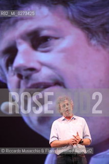 Roma, Auditorium Parco della Musica 03 04 2011.Libri come, festa del libro e della lettura.Maratona: 150. Le Storie dItalia.a cura di Andrea Camilleri e Giovanni De Luna.Nella foto: Alessandro Baricco: Caporetto: il racconto di uninfamia.. ©Riccardo Musacchio & Flavio Ianniello/Rosebud2