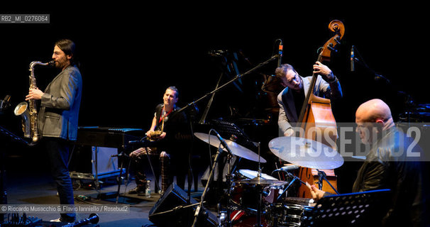 Roma, Auditorium Parco della Musica 17 05 2013.Festival del sassofono Roberto Gatto.special guest .Max Ionata, Francesco Bearzatti, Luca Fattorini.Roberto Gatto batteria.Max Ionata sassofono.Francesco Bearzatti sassofono.Luca Fattorini basso. ©Riccardo Musacchio & Flavio Ianniello/Rosebud2