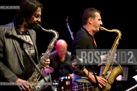Roma, Auditorium Parco della Musica 17 05 2013.Festival del sassofono Roberto Gatto.special guest .Max Ionata, Francesco Bearzatti, Luca Fattorini.Roberto Gatto batteria.Max Ionata sassofono.Francesco Bearzatti sassofono.Luca Fattorini basso. ©Riccardo Musacchio & Flavio Ianniello/Rosebud2