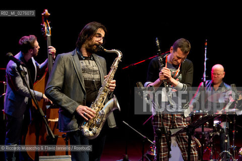 Roma, Auditorium Parco della Musica 17 05 2013.Festival del sassofono Roberto Gatto.special guest .Max Ionata, Francesco Bearzatti, Luca Fattorini.Roberto Gatto batteria.Max Ionata sassofono.Francesco Bearzatti sassofono.Luca Fattorini basso. ©Riccardo Musacchio & Flavio Ianniello/Rosebud2