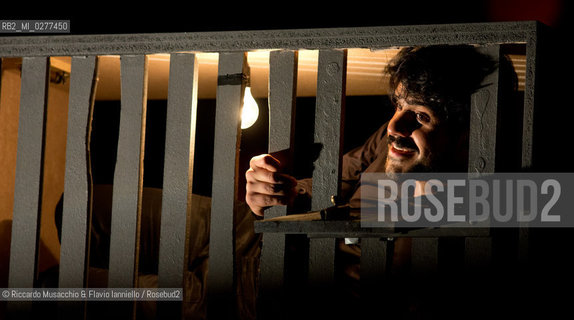 Roma, Auditorium Parco della Musica 24 03 2013.Alessandro Mannarino Corde: concerto per sole chitarre, con.Fausto Mesolella chitarra.Tony Canto chitarra.Alessandro Chimienti chitarra. ©Riccardo Musacchio & Flavio Ianniello/Rosebud2