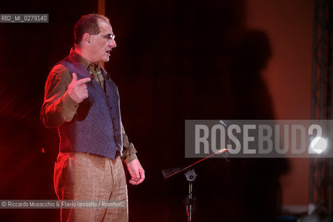 Rome, Oct 04 2007 Auditorium Parco della Musica.Italian writer and poet Vincenzo Cerami during the reading of the novel Le Mille e una Notte. ©Riccardo Musacchio & Flavio Ianniello/Rosebud2