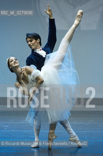 Roma, Auditorium Parco della Musica 28 07 2013.Tributo a Rudolf Nureyev Il mito e la passione .Gala Internazionale di danza..Nella foto: Ashley Bouder e Joaquin De Luz (New York City Ballet). ©Riccardo Musacchio & Flavio Ianniello/Rosebud2