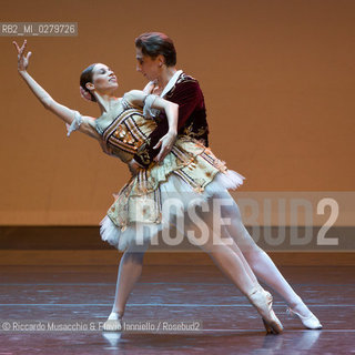 Roma, Auditorium Parco della Musica 28 07 2013.Tributo a Rudolf Nureyev Il mito e la passione .Gala Internazionale di danza..Nella foto: Maria Yakovleva e Denys Cherevychko (Opera di Vienna). ©Riccardo Musacchio & Flavio Ianniello/Rosebud2