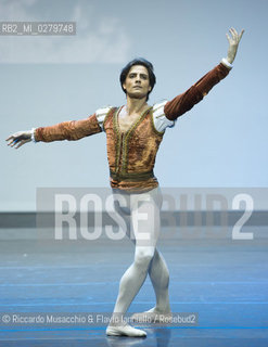 Roma, Auditorium Parco della Musica 28 07 2013.Tributo a Rudolf Nureyev Il mito e la passione .Gala Internazionale di danza..Nella foto: Giuseppe Picone étoile internazionale. ©Riccardo Musacchio & Flavio Ianniello/Rosebud2