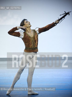 Roma, Auditorium Parco della Musica 28 07 2013.Tributo a Rudolf Nureyev Il mito e la passione .Gala Internazionale di danza..Nella foto: Giuseppe Picone étoile internazionale. ©Riccardo Musacchio & Flavio Ianniello/Rosebud2