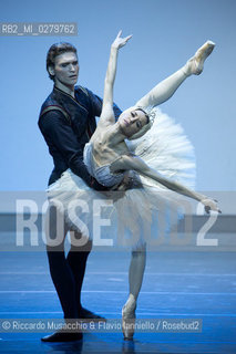 Roma, Auditorium Parco della Musica 28 07 2013.Tributo a Rudolf Nureyev Il mito e la passione .Gala Internazionale di danza..Nella foto: Lucia Lacarra e Marlon Dino (Bayerisches Staatsballet di Monaco di Baviera). ©Riccardo Musacchio & Flavio Ianniello/Rosebud2