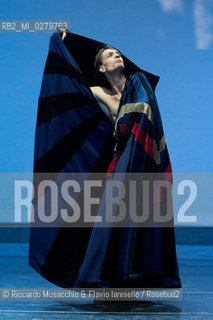 Roma, Auditorium Parco della Musica 28 07 2013.Tributo a Rudolf Nureyev Il mito e la passione .Gala Internazionale di danza..Nella foto: Maurizio Nardi (Martha Graham Dance Company). ©Riccardo Musacchio & Flavio Ianniello/Rosebud2