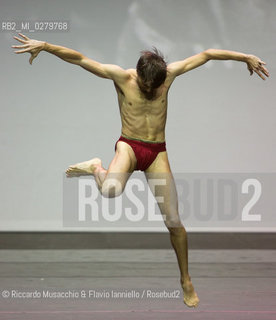 Roma, Auditorium Parco della Musica 28 07 2013.Tributo a Rudolf Nureyev Il mito e la passione .Gala Internazionale di danza..Nella foto: Maurizio Nardi (Martha Graham Dance Company). ©Riccardo Musacchio & Flavio Ianniello/Rosebud2