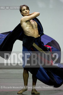Roma, Auditorium Parco della Musica 28 07 2013.Tributo a Rudolf Nureyev Il mito e la passione .Gala Internazionale di danza..Nella foto: Maurizio Nardi (Martha Graham Dance Company). ©Riccardo Musacchio & Flavio Ianniello/Rosebud2