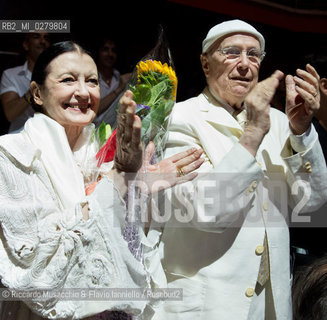 Roma, Auditorium Parco della Musica 28 07 2013.Tributo a Rudolf Nureyev Il mito e la passione .Gala Internazionale di danza..Nella foto: Carla Fracci e Beppe Menegatti. ©Riccardo Musacchio & Flavio Ianniello/Rosebud2