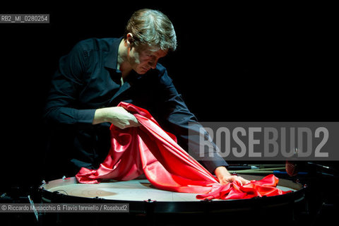 Roma, Auditorium Parco della Musica 20 06 2013.Chant de la Matiére.Performance per Feed-Drum, SkinAct e Multi-percussioni.Interprete Philippe Spiesser. ©Riccardo Musacchio & Flavio Ianniello/Rosebud2
