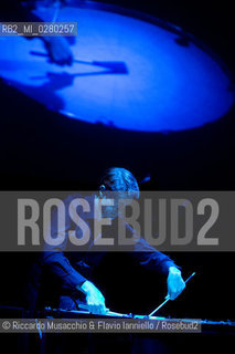 Roma, Auditorium Parco della Musica 20 06 2013.Chant de la Matiére.Performance per Feed-Drum, SkinAct e Multi-percussioni.Interprete Philippe Spiesser. ©Riccardo Musacchio & Flavio Ianniello/Rosebud2