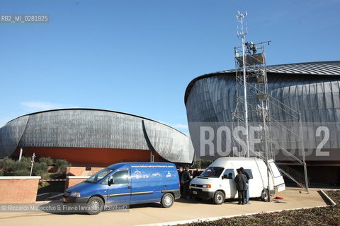 Roma, Auditorium Parco della Musica 17 12 2008.Festival delle Scienze LUniverso. nella foto: prove di Helicopter Quartet di Karlheinz Stockhausen, Quartetto Arditti, quattro elicotteri in volo, Alvise Vidolin regia audio.  ©Riccardo Musacchio & Flavio Ianniello/Rosebud2