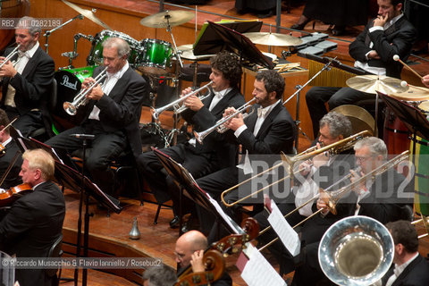 Roma, Auditorium parco della Musica 26 09 2013..Omaggio a Trovajoli .Orchestra e Coro dellAccademia Nazionale di Santa Cecilia.Franco Petracchi direttore.Enrico Pieranunzi pianoforte.Massimo Quarta violino. ©Riccardo Musacchio & Flavio Ianniello/Rosebud2