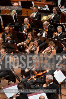 Roma, Auditorium parco della Musica 26 09 2013..Omaggio a Trovajoli .Orchestra e Coro dellAccademia Nazionale di Santa Cecilia.Franco Petracchi direttore.Enrico Pieranunzi pianoforte.Massimo Quarta violino. ©Riccardo Musacchio & Flavio Ianniello/Rosebud2