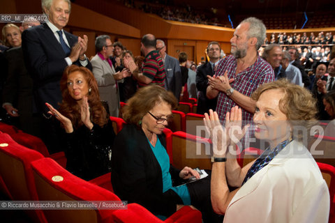 Roma, Auditorium parco della Musica 26 09 2013..Omaggio a Trovajoli .Orchestra e Coro dellAccademia Nazionale di Santa Cecilia.Franco Petracchi direttore.Enrico Pieranunzi pianoforte.Massimo Quarta violino.Nella foto: Giuliano Gemma con la moglie, Valeria Fabrizi e Giuliana Lojodice. ©Riccardo Musacchio & Flavio Ianniello/Rosebud2