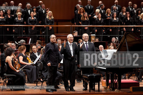 Roma, Auditorium parco della Musica 26 09 2013..Omaggio a Trovajoli .Orchestra e Coro dellAccademia Nazionale di Santa Cecilia.Franco Petracchi direttore.Enrico Pieranunzi pianoforte.Massimo Quarta violino. ©Riccardo Musacchio & Flavio Ianniello/Rosebud2
