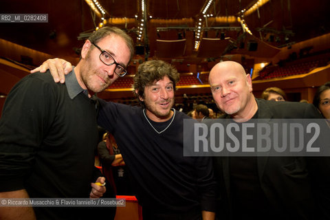 Roma, Auditorium parco della Musica 26 09 2013..Omaggio a Trovajoli .Orchestra e Coro dellAccademia Nazionale di Santa Cecilia.Franco Petracchi direttore.Enrico Pieranunzi pianoforte.Massimo Quarta violino.Nella foto:  Valeri Mastrandrea, Michele La Ginestra e Roberto Gatto. ©Riccardo Musacchio & Flavio Ianniello/Rosebud2