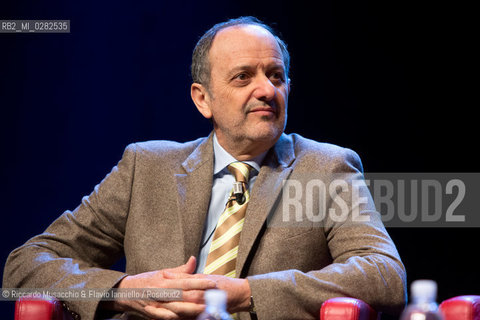 Roma, Auditorium Parco della Musica 14 03 2013.Libri Come. Festa del Libro e della lettura.A caccia del bosone di Higgs.Nella foto: Guido Tonelli. ©Riccardo Musacchio & Flavio Ianniello/Rosebud2