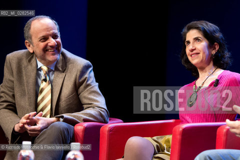 Roma, Auditorium Parco della Musica 14 03 2013.Libri Come. Festa del Libro e della lettura.A caccia del bosone di Higgs.Nella foto da sin: Guido Tonelli, Fabiola Gianotti. ©Riccardo Musacchio & Flavio Ianniello/Rosebud2