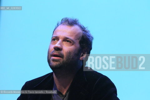 Roma, Auditorium Parco della Musica 26 03 2010.Libri Come festa del libro e della lettura.Nella foto: conferenza di Fabio Volo per le scuole superiori Come scrivo oi miei libri.. ©Riccardo Musacchio & Flavio Ianniello/Rosebud2