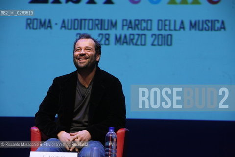 Roma, Auditorium Parco della Musica 26 03 2010.Libri Come festa del libro e della lettura.Nella foto: conferenza di Fabio Volo per le scuole superiori Come scrivo oi miei libri.. ©Riccardo Musacchio & Flavio Ianniello/Rosebud2
