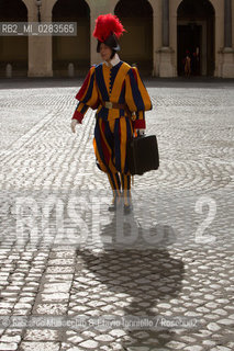 Città del Vaticano, 08 11 2013.Udienza del Santo Padre, Papa Francesco al Presidente della Repubblica del Costa Rica, S.E. la Sig.ra laura CHINCHILLA.Nella foto: Guardie Svizzere. ©Riccardo Musacchio & Flavio Ianniello/Rosebud2