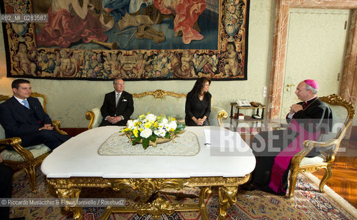 Città del Vaticano, 08 11 2013.Udienza del Santo Padre, Papa Francesco al Presidente della Repubblica del Costa Rica, S.E. la Sig.ra laura CHINCHILLA. ©Riccardo Musacchio & Flavio Ianniello/Rosebud2