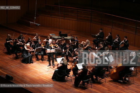 Apr 07 06 Rome, Auditorium Parco della Musica.The Conductor and Violinist Gidon Kremer.in concert with his orchestra Kremerata Baltica. ©Riccardo Musacchio & Flavio Ianniello/Rosebud2
