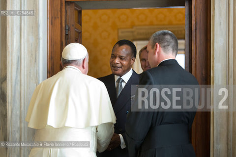 Città del Vaticano, Biblioteca 09 12  2013.Udienza del Santo Padre Papa Francesco al Presidente della Repubblica del Congo, S.E. Denis SASSOU NGUESSO. ©Riccardo Musacchio & Flavio Ianniello/Rosebud2