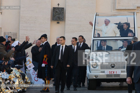 Città del Vaticano, Piazza San Pietro 11 12  2013.Udienza Generale Pontificia presieduta.da Sua Santità Papa Francesco. ©Riccardo Musacchio & Flavio Ianniello/Rosebud2