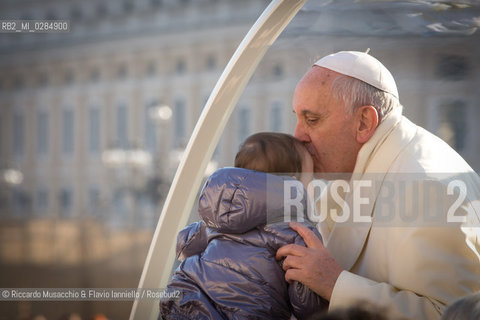 Città del Vaticano, Piazza San Pietro 11 12  2013.Udienza Generale Pontificia presieduta.da Sua Santità Papa Francesco. ©Riccardo Musacchio & Flavio Ianniello/Rosebud2