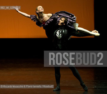 Roma Auditorium parco della Musica 26 01 2014.Eleonora Abbagnato e le Stelle dellOpéra di Parigi.Nella foto: La Dama delle Camelie coreografia di John Neumeier, danzano Silvia Azzoni e Oleksandr Ryabko. ©Riccardo Musacchio & Flavio Ianniello/Rosebud2