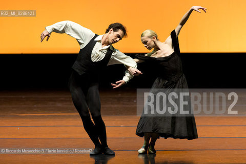 Roma Auditorium parco della Musica 26 01 2014.Eleonora Abbagnato e le Stelle dellOpéra di Parigi.Nella foto: La Dama delle Camelie coreografia: John Neumeier.danzano: ELEONORA  ABBAGNATO E OLEKSANDR RYABKO. ©Riccardo Musacchio & Flavio Ianniello/Rosebud2