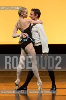 Roma Auditorium parco della Musica 26 01 2014.Eleonora Abbagnato e le Stelle dellOpéra di Parigi.Nella foto: Carmen coreografia: Roland Petit.danzano: ELEONORA ABBAGNATO E MANUEL LEGRIS . ©Riccardo Musacchio & Flavio Ianniello/Rosebud2