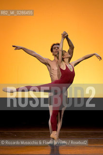 Roma Auditorium parco della Musica 26 01 2014.Eleonora Abbagnato e le Stelle dellOpéra di Parigi.Nella foto: Terza Sinfonia di Mahler coreografia: John Neumeier, danzano:.SILVIA AZZONI E OLEKSANDR RYABKO. ©Riccardo Musacchio & Flavio Ianniello/Rosebud2