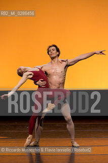 Roma Auditorium parco della Musica 26 01 2014.Eleonora Abbagnato e le Stelle dellOpéra di Parigi.Nella foto: Terza Sinfonia di Mahler coreografia: John Neumeier, danzano:.SILVIA AZZONI E OLEKSANDR RYABKO. ©Riccardo Musacchio & Flavio Ianniello/Rosebud2
