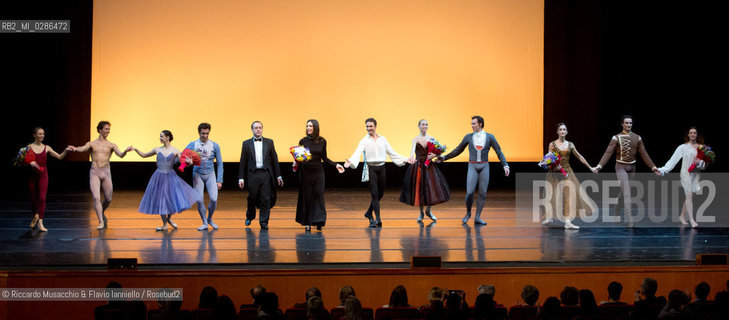Roma Auditorium parco della Musica 26 01 2014.Eleonora Abbagnato e le Stelle dellOpéra di Parigi.Nella foto: applausi finali. ©Riccardo Musacchio & Flavio Ianniello/Rosebud2
