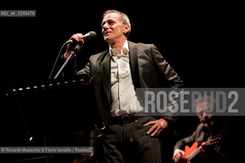 Roma, Auditorium Parco della Musica 17 12 2013.Natale in Auditorium: concerto di Roberto Vecchioni.Io Non Appartengo Più Tour 2013 . ©Riccardo Musacchio & Flavio Ianniello/Rosebud2