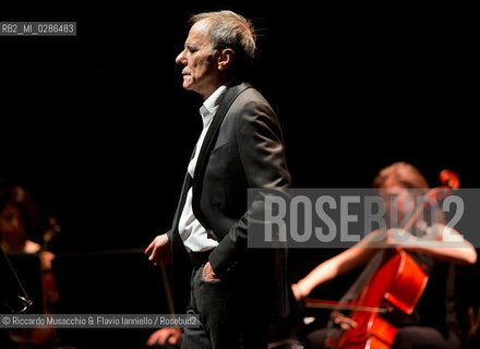 Roma, Auditorium Parco della Musica 17 12 2013.Natale in Auditorium: concerto di Roberto Vecchioni.Io Non Appartengo Più Tour 2013 . ©Riccardo Musacchio & Flavio Ianniello/Rosebud2
