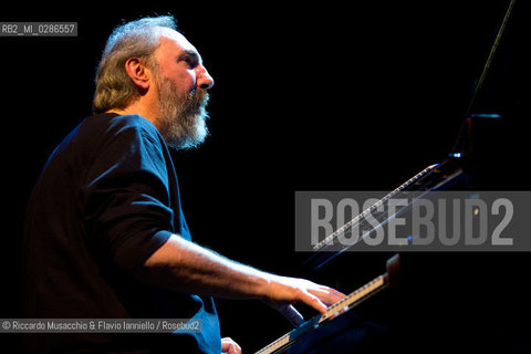 Roma, Auditorium Parco della Musica 21 11 2013.Area 40th Anniversary Tour 2013/2014.Patrizio Fariselli piano, synth.Paolo Tofani chitarra, elettronica.Ares Tavolazzi contrabbasso, basso elettrico.Walter Paoli batteria.. ©Riccardo Musacchio & Flavio Ianniello/Rosebud2