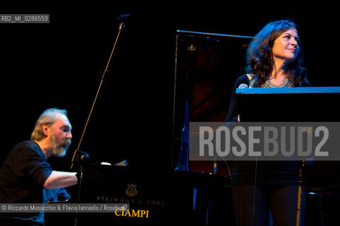 Roma, Auditorium Parco della Musica 21 11 2013.Area 40th Anniversary Tour 2013/2014.Patrizio Fariselli piano, synth.Paolo Tofani chitarra, elettronica.Ares Tavolazzi contrabbasso, basso elettrico.Walter Paoli batteria..Guest: Maria Pia De Vito. ©Riccardo Musacchio & Flavio Ianniello/Rosebud2